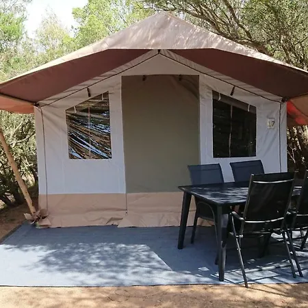 Elba Travels - Campsite Lacona