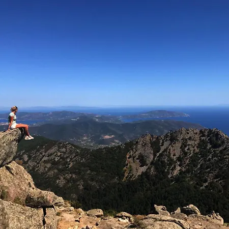 Elba Travels - * Lacona